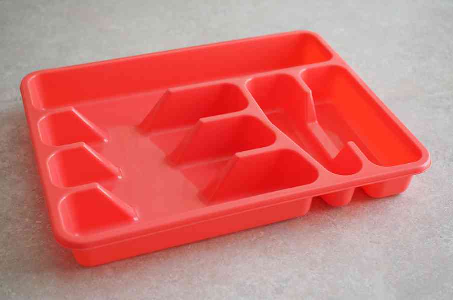 plastový příborník červený - foto 2