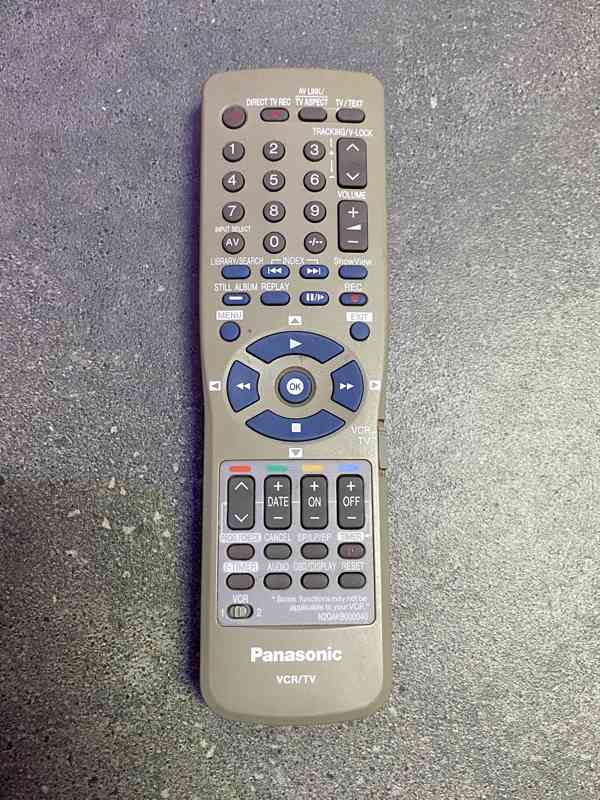 Panasonic NV-HS830, videorekordér S-VHS - foto 11