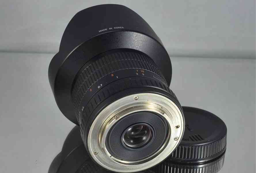 pro Sony A-SAMYANG 14mm 1:2.8 ED AS IF UMC - foto 5