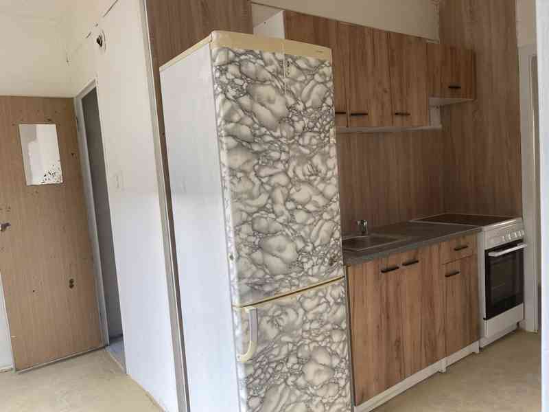 Prodám byt 2+1/L v OV, Mojžíř - Ústí nad Labem - foto 2