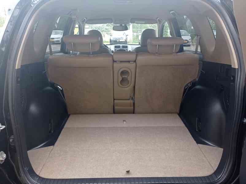 Toyota Rav4 2.2 D-4D 4x4/Výhřev/1Maj - foto 16