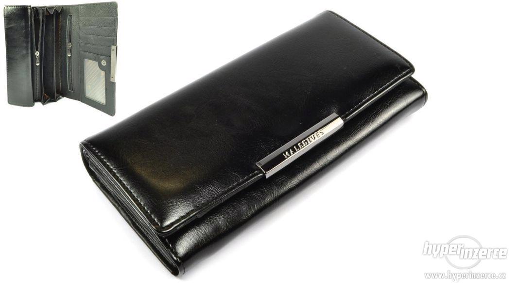 Černá dámská kožená peněženka - foto 1