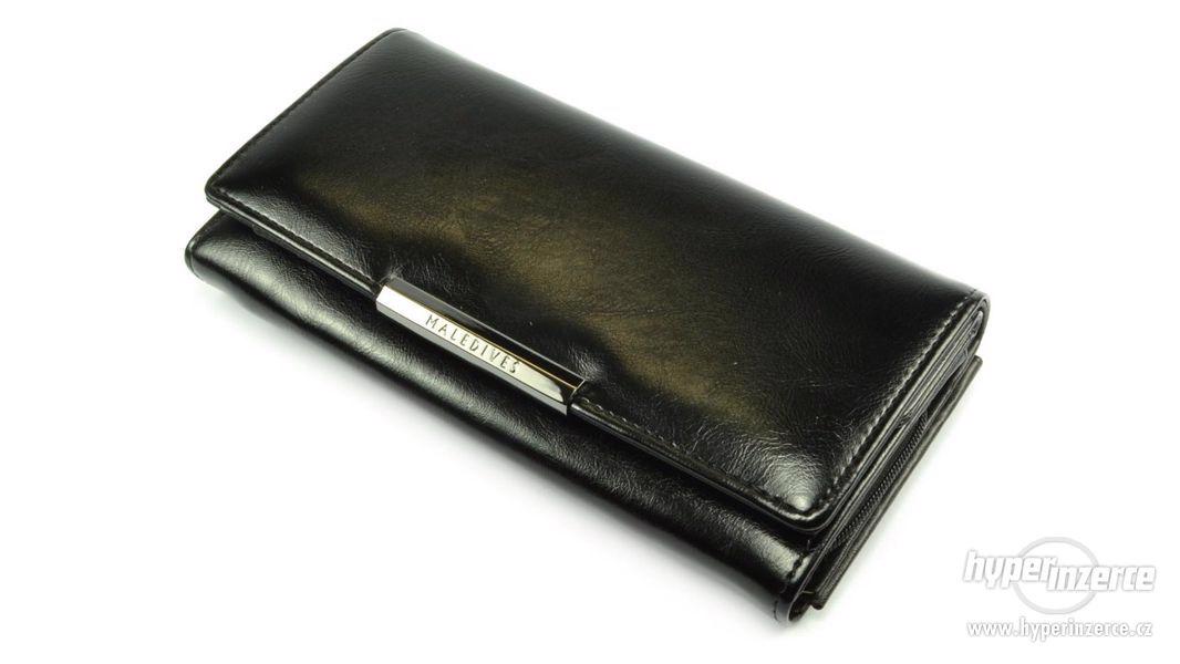 Černá dámská kožená peněženka - foto 3