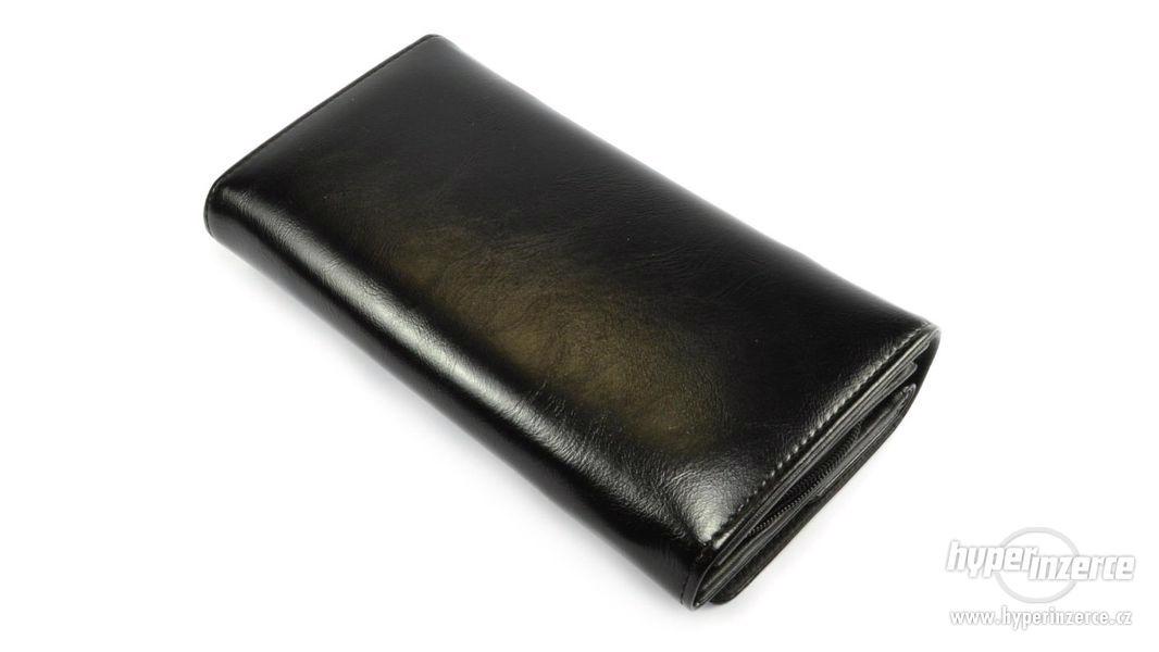 Černá dámská kožená peněženka - foto 4