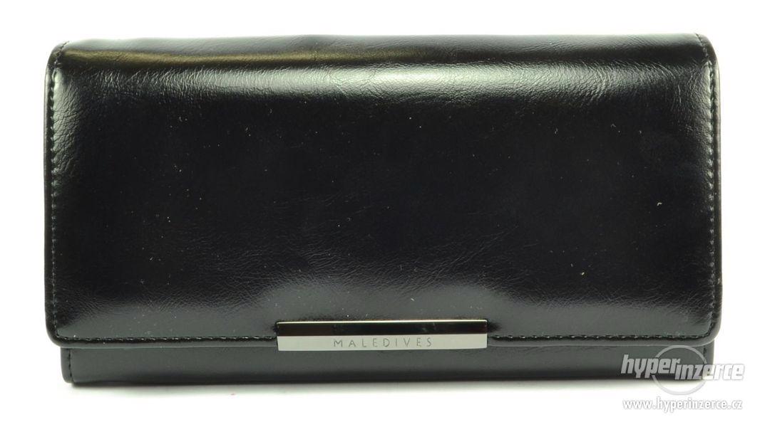 Černá dámská kožená peněženka - foto 5