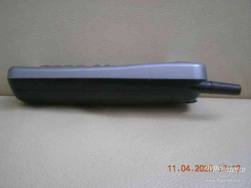 Motorola MG2-4B21S/L - mobilní telefon z r.1998 - foto 4
