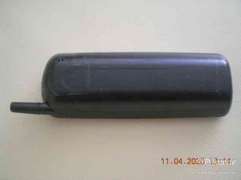 Motorola MG2-4B21S/L - mobilní telefon z r.1998 - foto 7