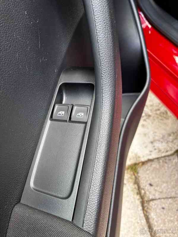 Škoda Fabia 1,0   TSI 70 kW – 12/2020 – 94000 km - foto 8