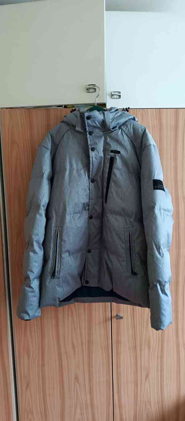 Nepromokavá pánská zimní bunda