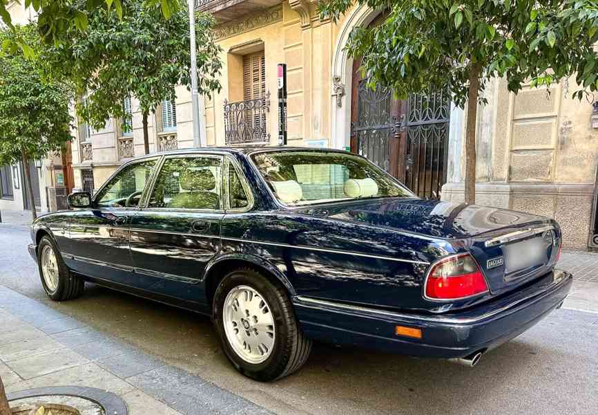 JAGUAR XJ - foto 4