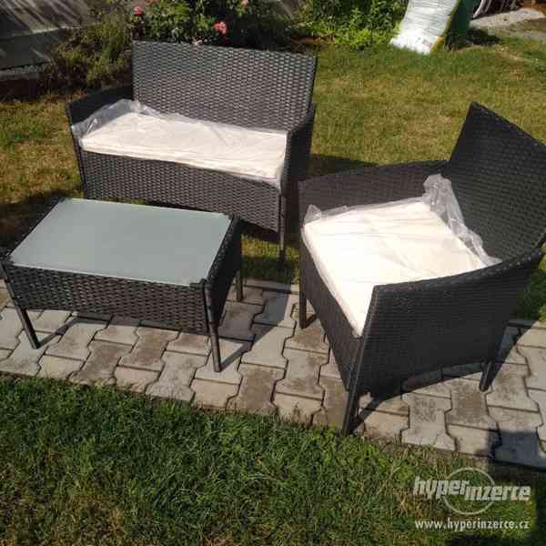 zahradni nabytek balkon terasa set sedacka ratan - foto 9