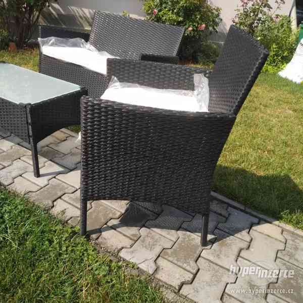 zahradni nabytek balkon terasa set sedacka ratan - foto 22