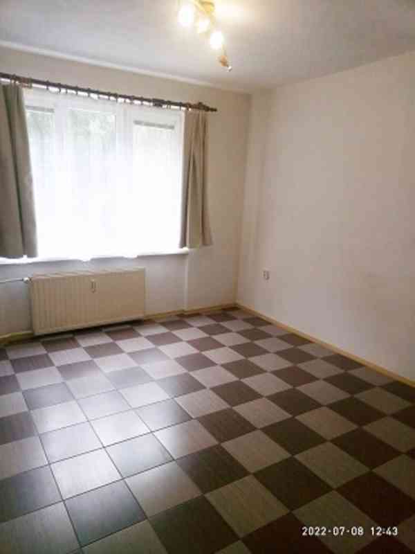 Pronajmu zařízený byt 2+1 v Bukovanech u Sokolova  - foto 3