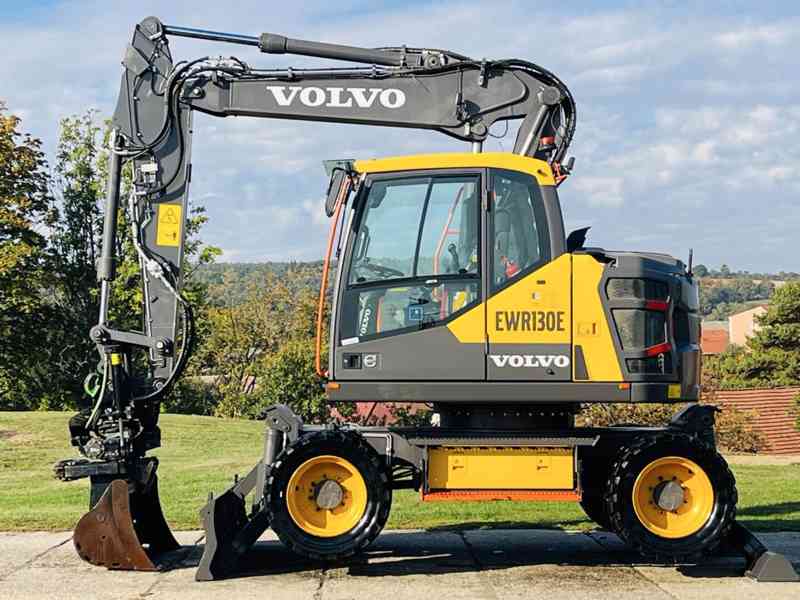 Kolové rypadlo Volvo EWR130E (Možnost leasingu) - foto 2