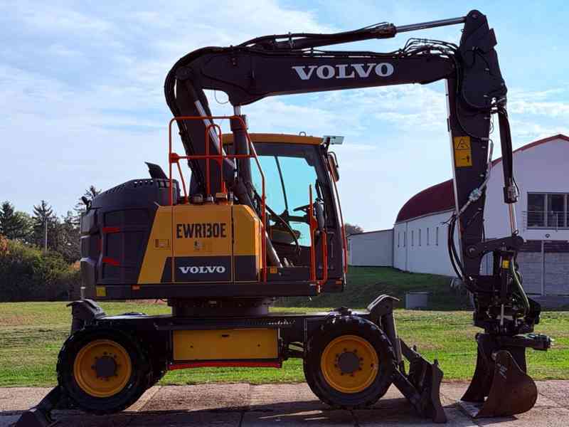 Kolové rypadlo Volvo EWR130E (Možnost leasingu) - foto 5