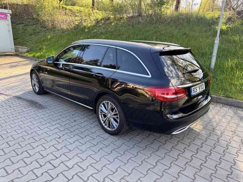 Mercedes-Benz Třídy C 2,2   C 220d - foto 6
