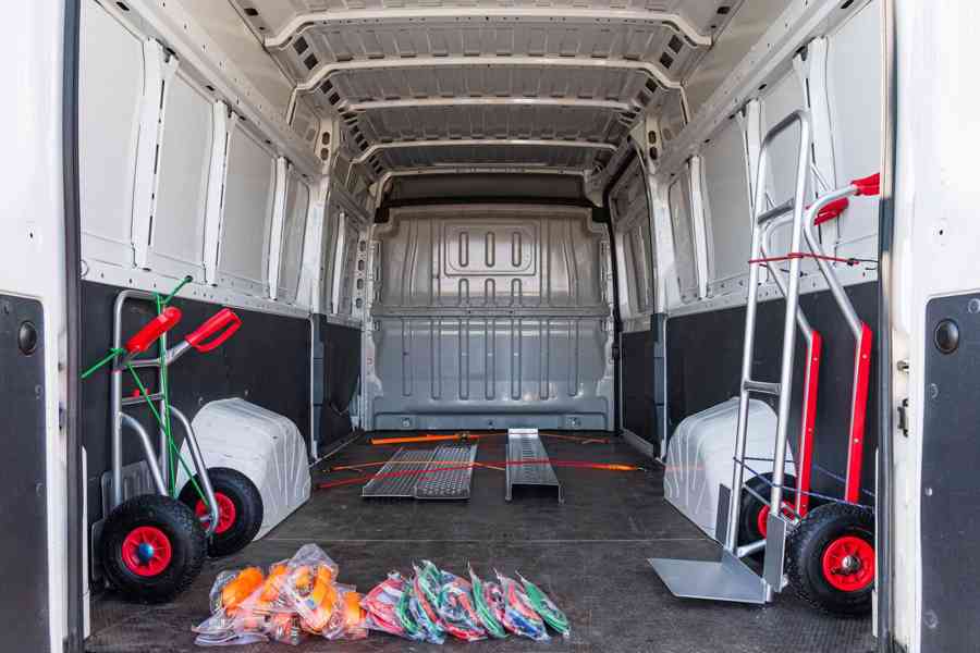 Na pronájem dodávka Citroen Jumper L4H2 - foto 4