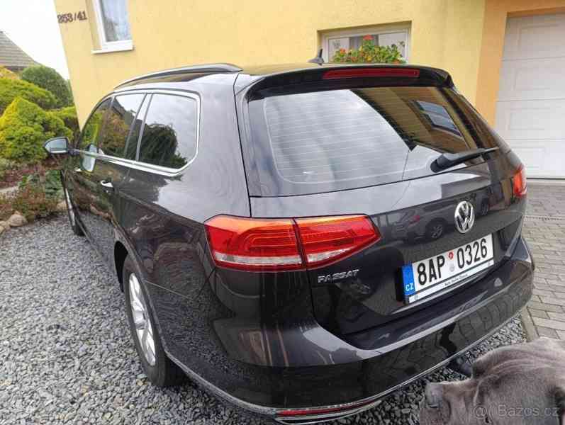 Volkswagen Passat 2,0 TDI 140kW BMT DSG Comfortl. Variant  D - foto 3