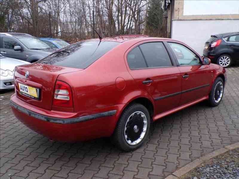 Škoda Octavia 1,6 i CLASSIC - foto 3