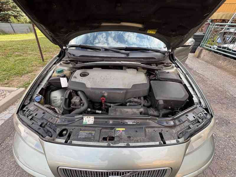 Volvo V70 AWD - foto 5