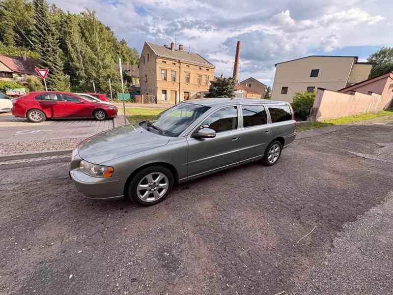 Volvo V70 AWD - foto 15