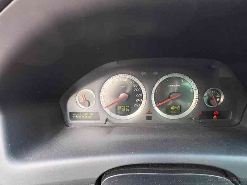 Volvo V70 AWD - foto 11