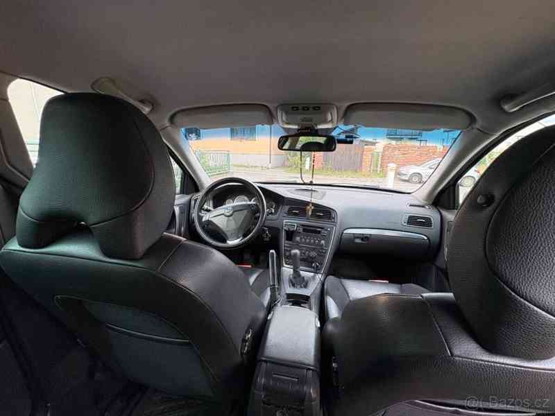 Volvo V70 AWD - foto 17