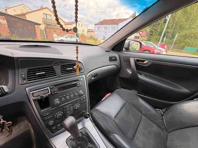 Volvo V70 AWD - foto 10