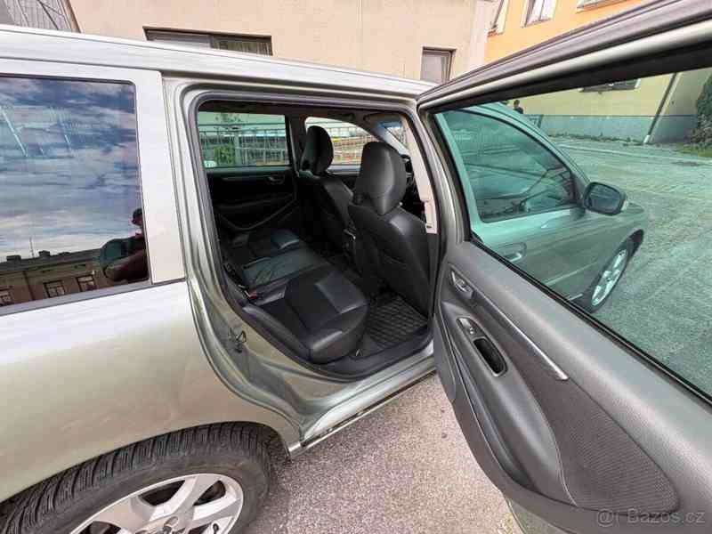 Volvo V70 AWD - foto 12