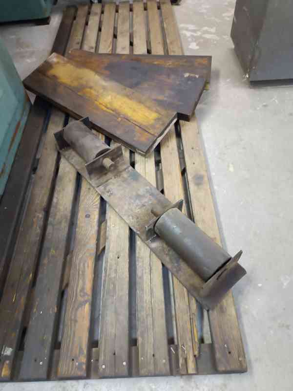 Soustruh SN 400 - foto 12