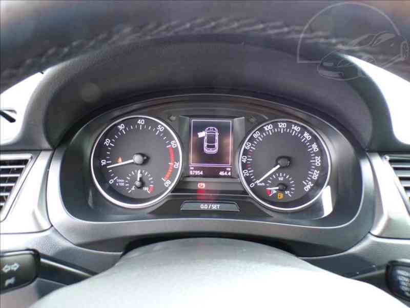 Škoda Rapid 1,2 TSI-81KW 1.MAJITEL - foto 6