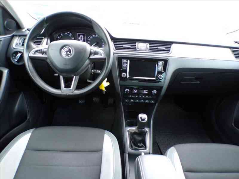 Škoda Rapid 1,2 TSI-81KW 1.MAJITEL - foto 5