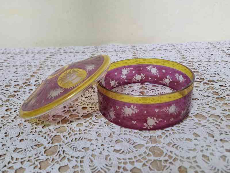 Luxusní bohatě broušená Dóza s lazurou - foto 5