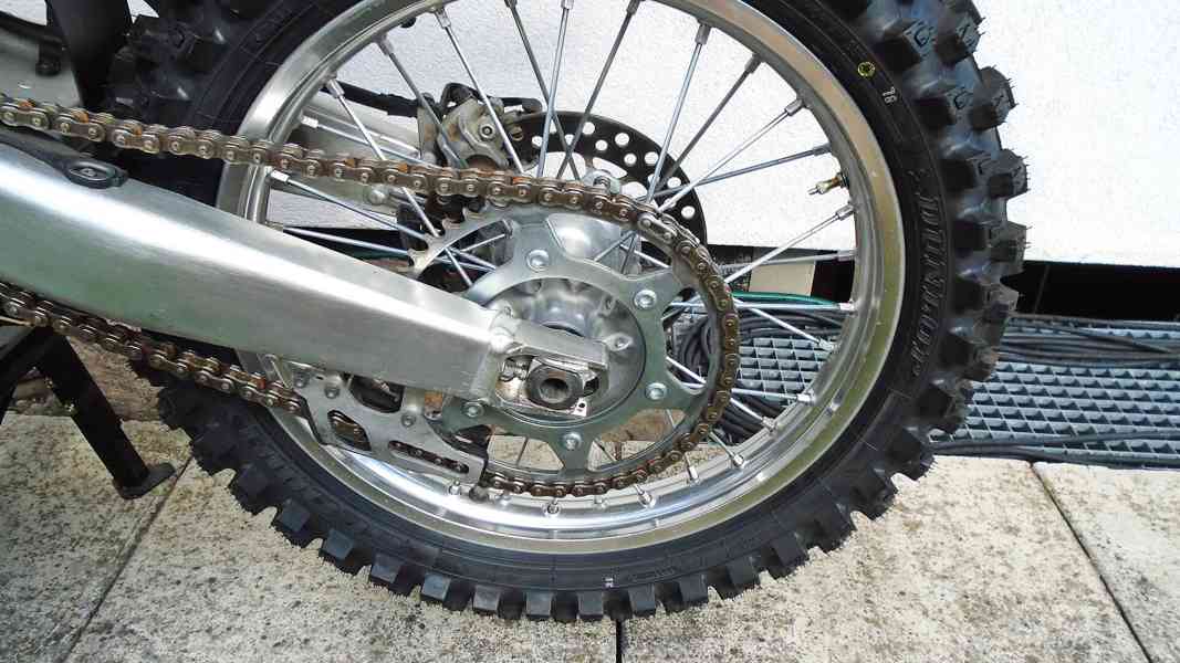 Honda CRF 450 R - foto 7