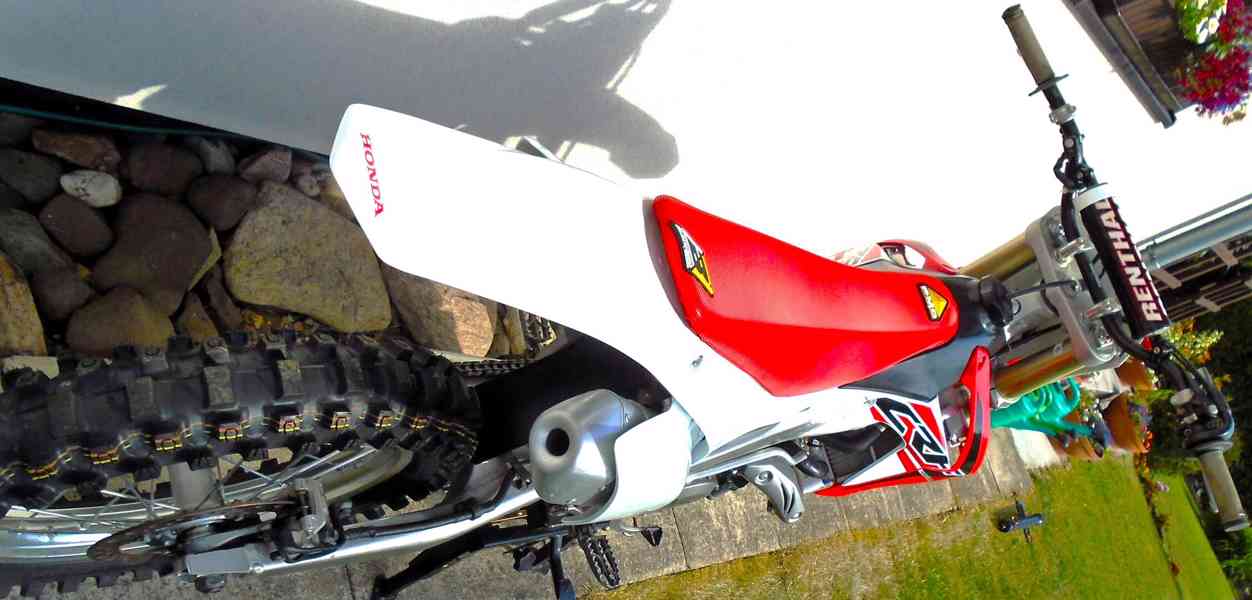 Honda CRF 450 R - foto 16