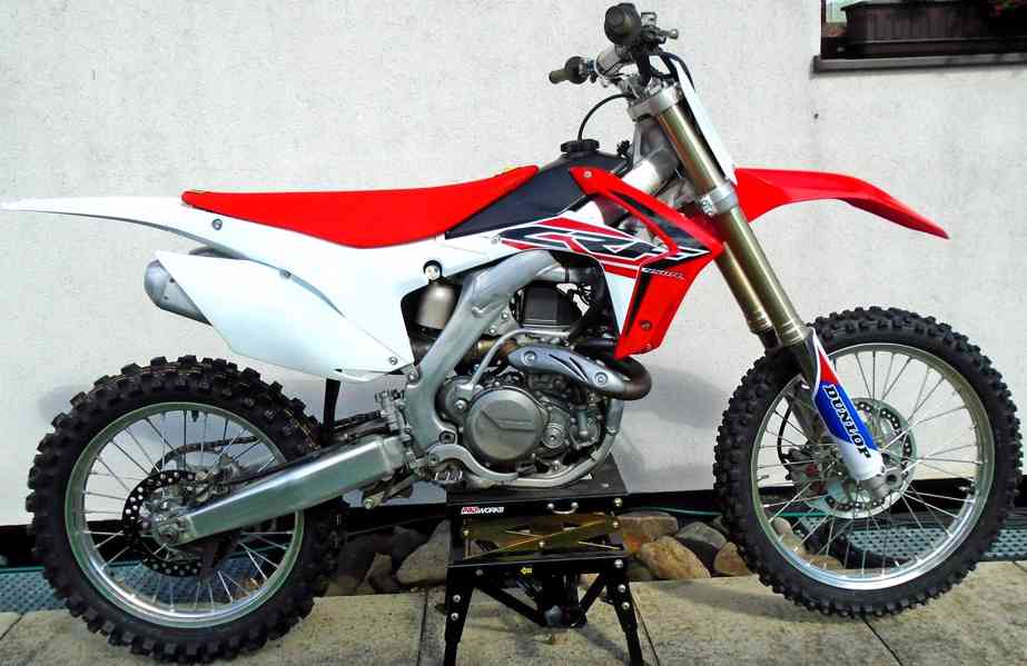 Honda CRF 450 R - foto 14