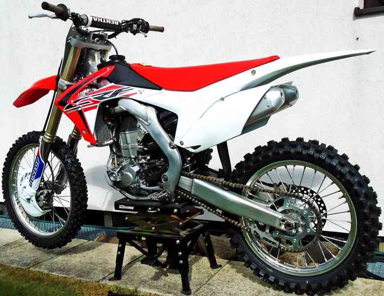 Honda CRF 450 R - foto 2