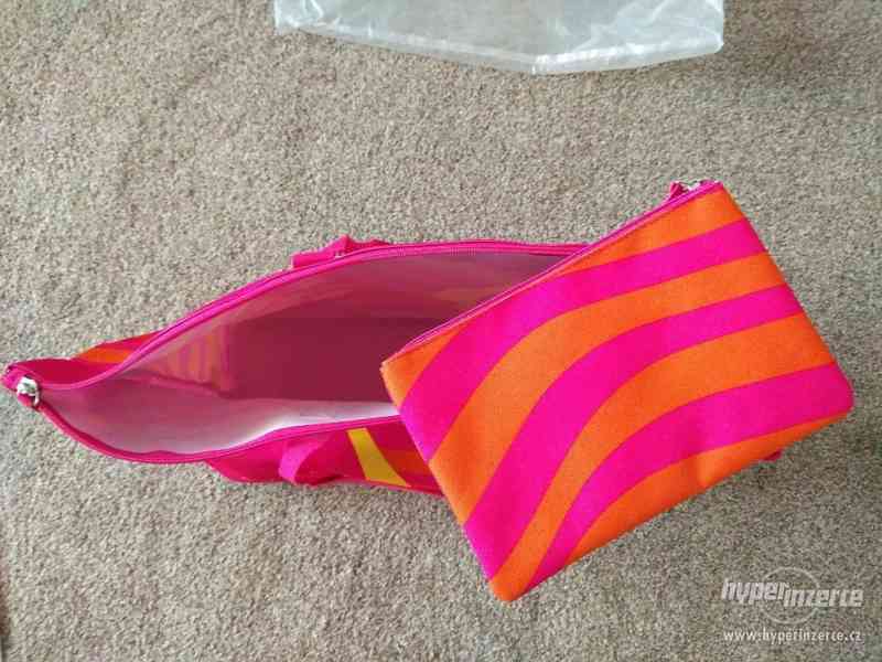 Nový set tašek Avon - foto 4