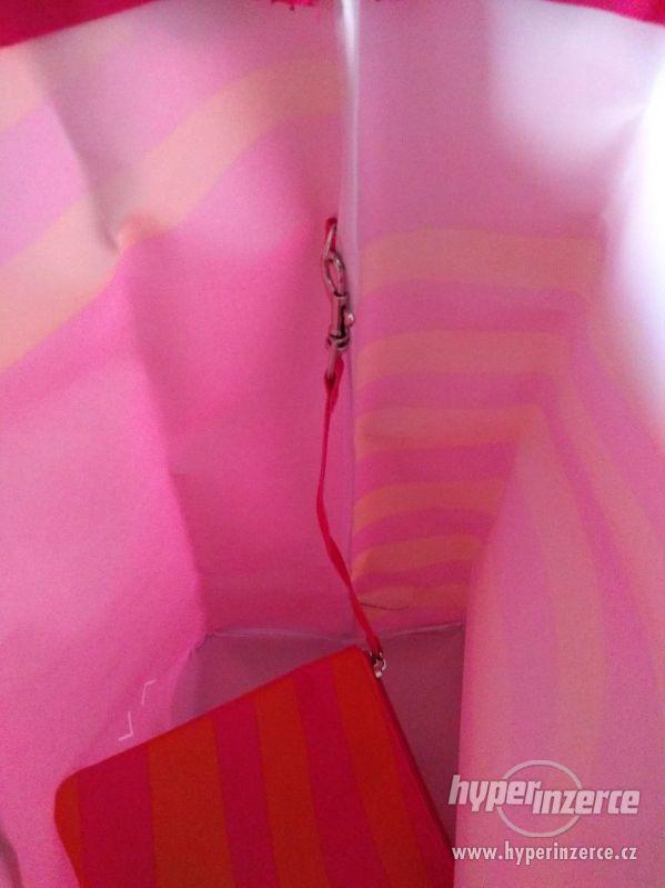 Nový set tašek Avon - foto 6