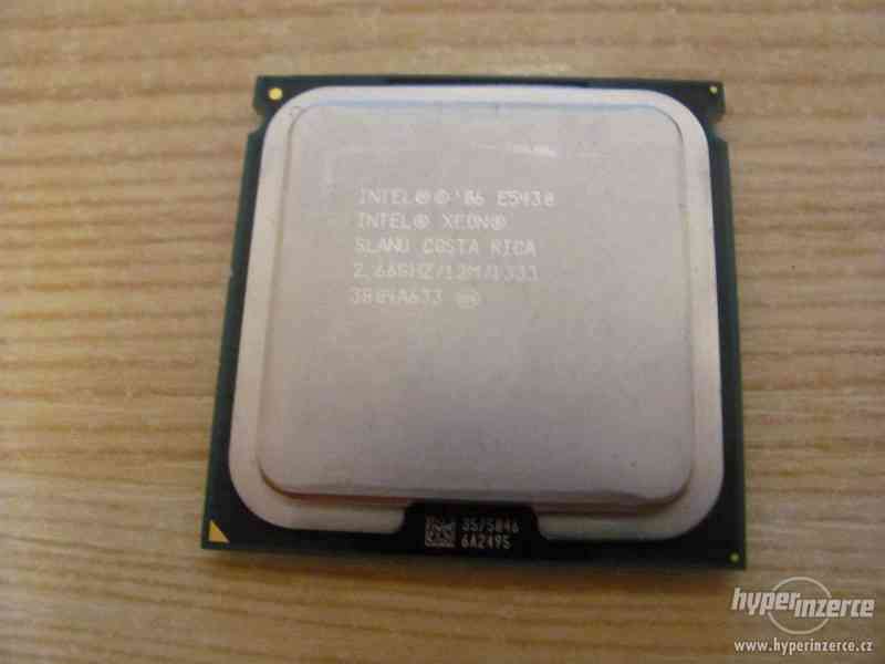 Intel Xeon E5430 socket 775 - foto 1