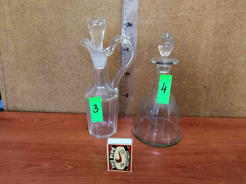 PRODÁM STARÉ SKLENĚNÉ KARAFY - foto 2