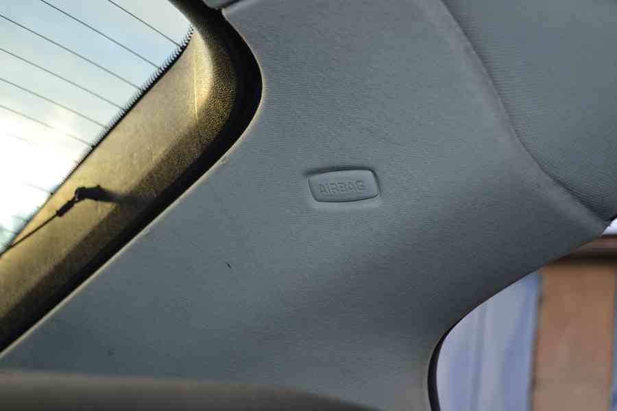 Š.Octavia II 1.9 TDi 77kw, Elegance, ESP, 6x airbag, Tažné,  - foto 24