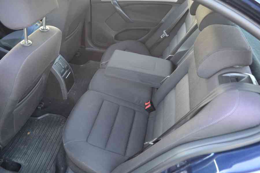 Š.Octavia II 1.9 TDi 77kw, Elegance, ESP, 6x airbag, Tažné,  - foto 7