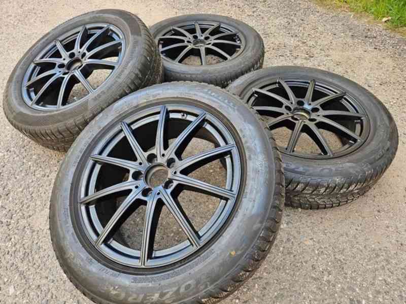 ❄️ Zimní alu kola originál Mercedes GLB X247 – R18 s pneu Pi - foto 1