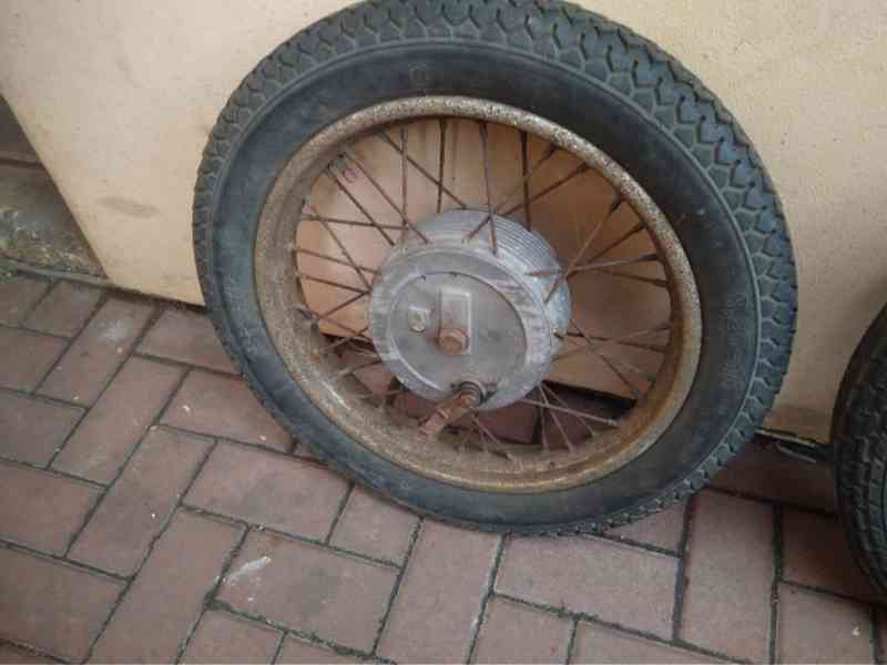 JAWA kompletní kola 16“ (3 ks) originál i původní stav  - foto 16