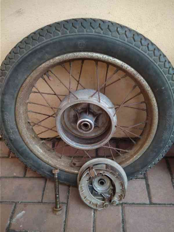 JAWA kompletní kola 16“ (3 ks) originál i původní stav  - foto 3