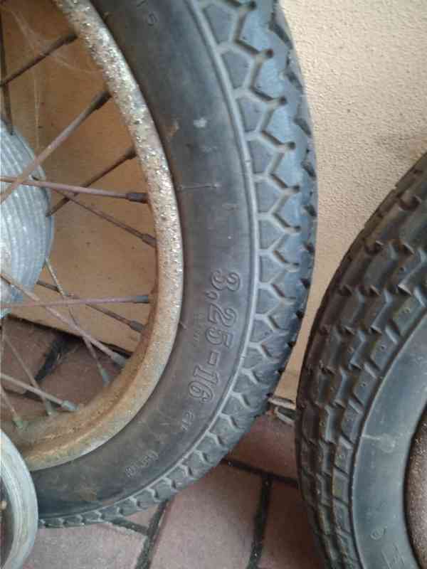 JAWA kompletní kola 16“ (3 ks) originál i původní stav  - foto 19