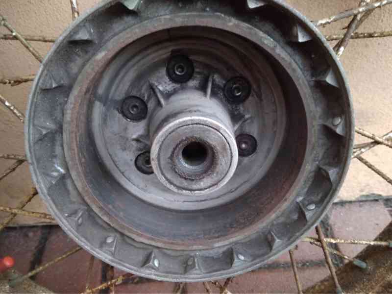 JAWA kompletní kola 16“ (3 ks) originál i původní stav  - foto 8