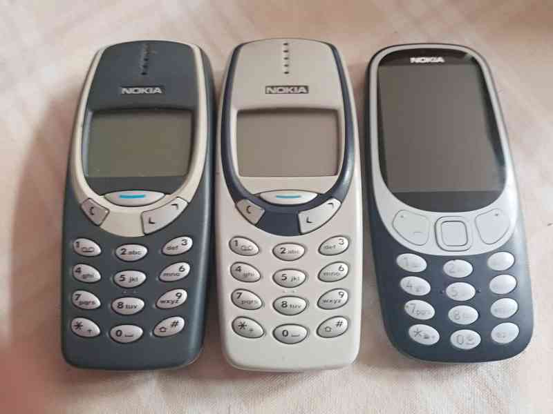 Mobilní tlačítkové telefony Nokia B - foto 5
