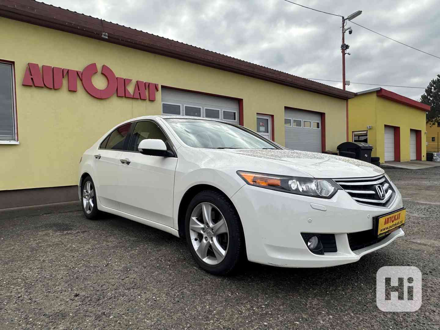 Honda Accord 2.4i-VTEC 148kW/8G/Executive - foto 1